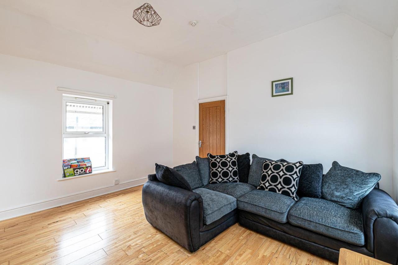 Two Bedroom Holiday Apartment Colwyn Bay Esterno foto